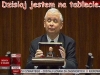 Kaczyński z tabletem na sejmowej mównicy